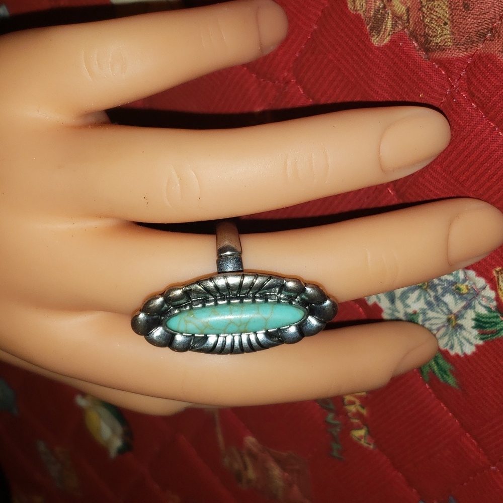 Turquoise Stone Ring - Picture 2 of 3